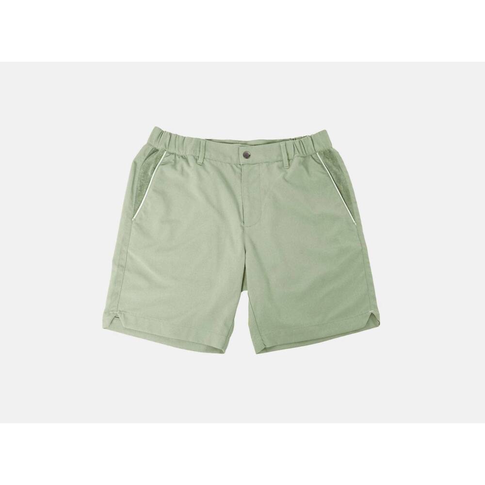 NEW CRIQUET men's court old school kick-around short in sage